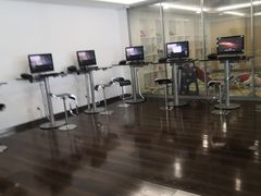 -天津波士信达奔驰4S店(卫津南路店)