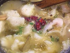 -周鱼小馆石锅酸菜鱼(活力汇店)