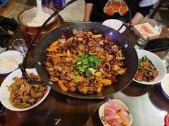 -富正毅三下锅·湘西韵味(天门山索道店)