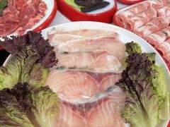 -毛辣果·贵州红酸汤牛肉火锅(西单店)