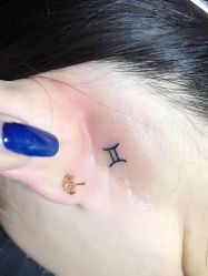 -SNOW TATTOO STUDIO