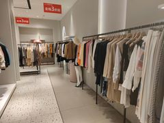 -首创奥特莱斯(西安店)