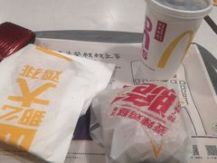 麦辣鸡腿堡-麦当劳(湖光北街店)