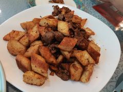 -汗腾格里·风味餐厅(新疆驻京办店)