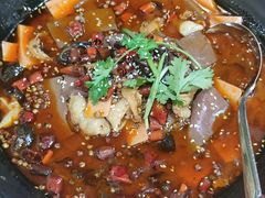 -黄记四更烤乳猪店