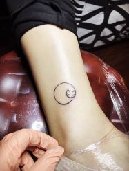 -SNOW TATTOO STUDIO