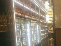 -钱小奴海鲜自助黑金店(杭州滨江龙湖店)