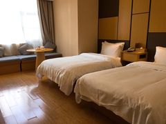 -全季酒店(昆明翠湖云大医院店)