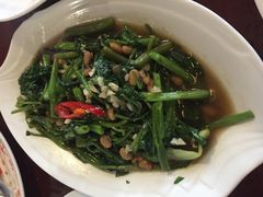 -Dang restaurant (patong phuket)