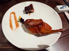 红烧乳鸽拼黑叉烧-果然居酒家 · 顺德园林私房菜