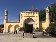 -艾提尕尔清真寺