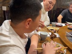 -万里闯关东铁锅炖菜馆(高新旗舰店)