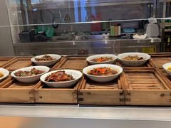 自助取餐区-老乡鸡(上海白玉兰广场店)