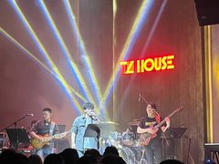 -TZ House音乐现场(来福士中心店)