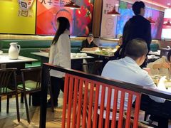 -鸿通城购物中心