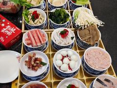 -井格重庆火锅(临平银泰城店)