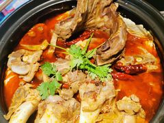 -沪小胖小龙虾(淮海中路旗舰店)