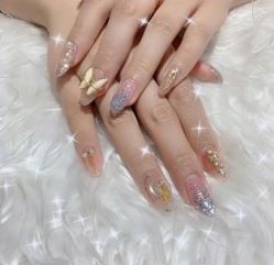 -慕拉美甲美睫皮肤管理
