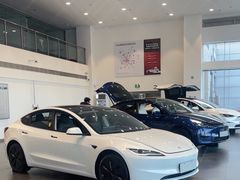 -TESLA 特斯拉(北京南四环中路特斯拉中心)