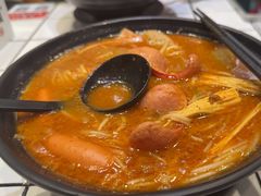 -肥汁米蘭香港米线(长宁来福士店)