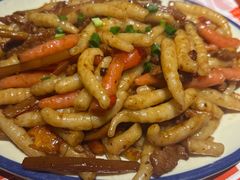 -威记烧嘢·南宁烧烤·超级生牛(绿地店)