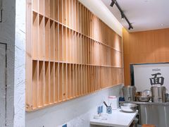 -李与白包子铺(桐梓林店)