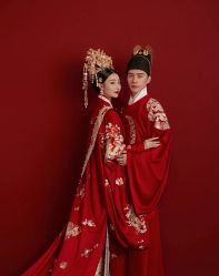 -索菲亚婚纱摄影