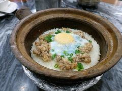 猪肉饼窝蛋煲仔饭42元-红星光发煲仔饭(大石街店)