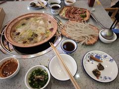 -阿婆情腊排骨火锅(金虹路店)