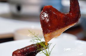 Dahongpao Tea-Flavored Squab