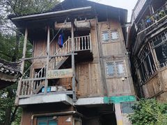 -西江千户苗寨-百年吊脚楼