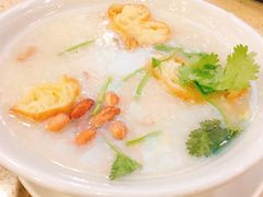 荔湾艇仔粥-点都德(盘福楼店)