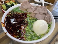 -陇上全荟兰州传统牛肉面(延吉路店)