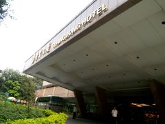 -广东大厦酒店(广州北京路步行街纪念堂地铁站店)