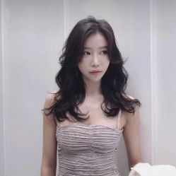 -变画·发型STUDIO