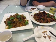-黄家饺子东北特色菜馆(湖滨商业街店)