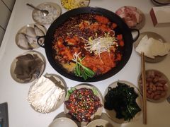 -岗上渣渣老火锅(两路口店)