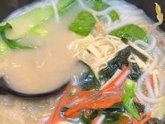 -灵芝妹子米线(瓦房店新玛特店)