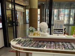 -GOOMI久米眼镜·蔡司·依视路·明月官方授权店(龙德紫金店)