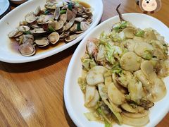 海鲜炒年糕-金海湾海鲜排档(朱家尖店)