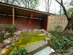 -灵秀温泉