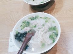 -三好食堂(煎饺·馄饨·肉饼米线·盛世广场店)