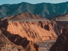 -天山神秘大峡谷