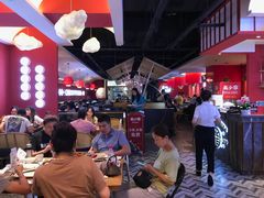 大堂-龙少爷碳火干锅(环球中心店)