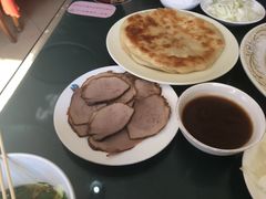 -李连贵酒家熏肉大饼(昆明街店)