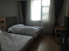 -汉庭(北京平谷世纪广场店)
