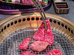 -铭牛烧肉·和牛海鲜自助(高新月牙湖店)
