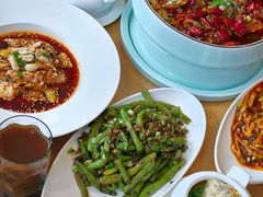 -渝信川菜 · 川味家常菜(财富购物中心店)