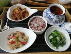 -明宇集团·积木枝芽母婴健康管理中心(天府店)