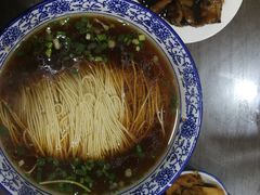 红汤面底-裕兴记•蟹黄面馆(人民广场店)